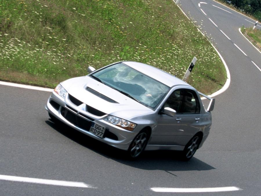  Mitsubishi Lancer Evolution VIII 2003 года  (фото 41 из 58)